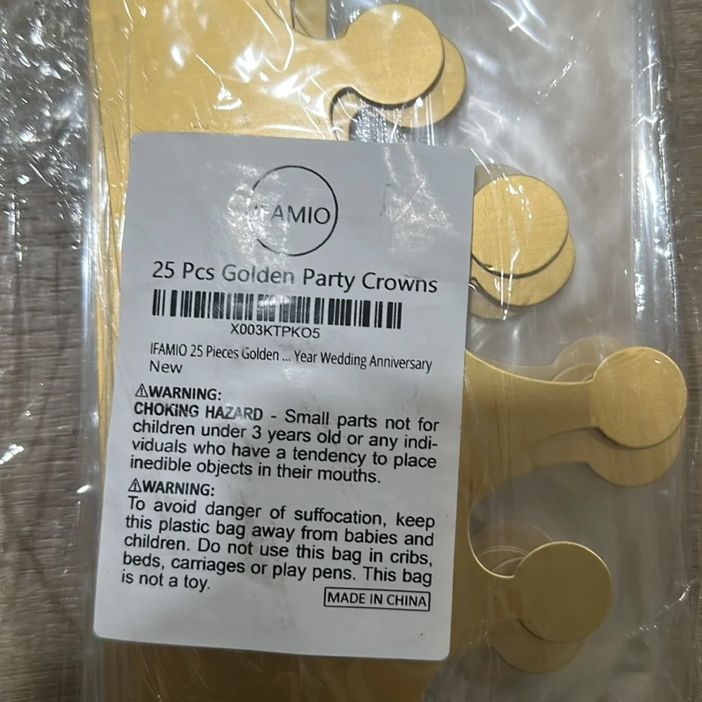 Gold Party Hats Royal Celebration - 25 piece golden party crowns